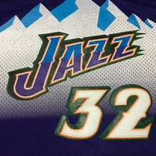 Load image into Gallery viewer, Karl Malone #32 Utah Jazz Men&#39;s adidas Throwback Classics Swingman Jersey Size Large