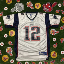 Load image into Gallery viewer, Tom Brady New England Patriots NFL Reebok Football Jersey YOUTH XL 18-20