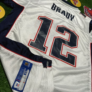 Tom Brady New England Patriots NFL Reebok Football Jersey YOUTH XL 18-20